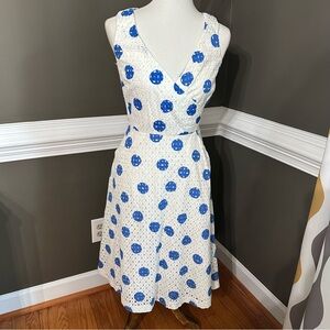 Boden Vanda White Eyelet Midi Dress with Blue Polka Dots. Size 4
